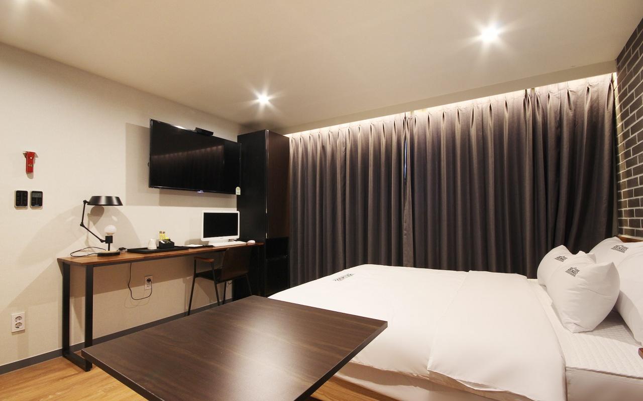 Hotel Chicago Jinju Exterior photo